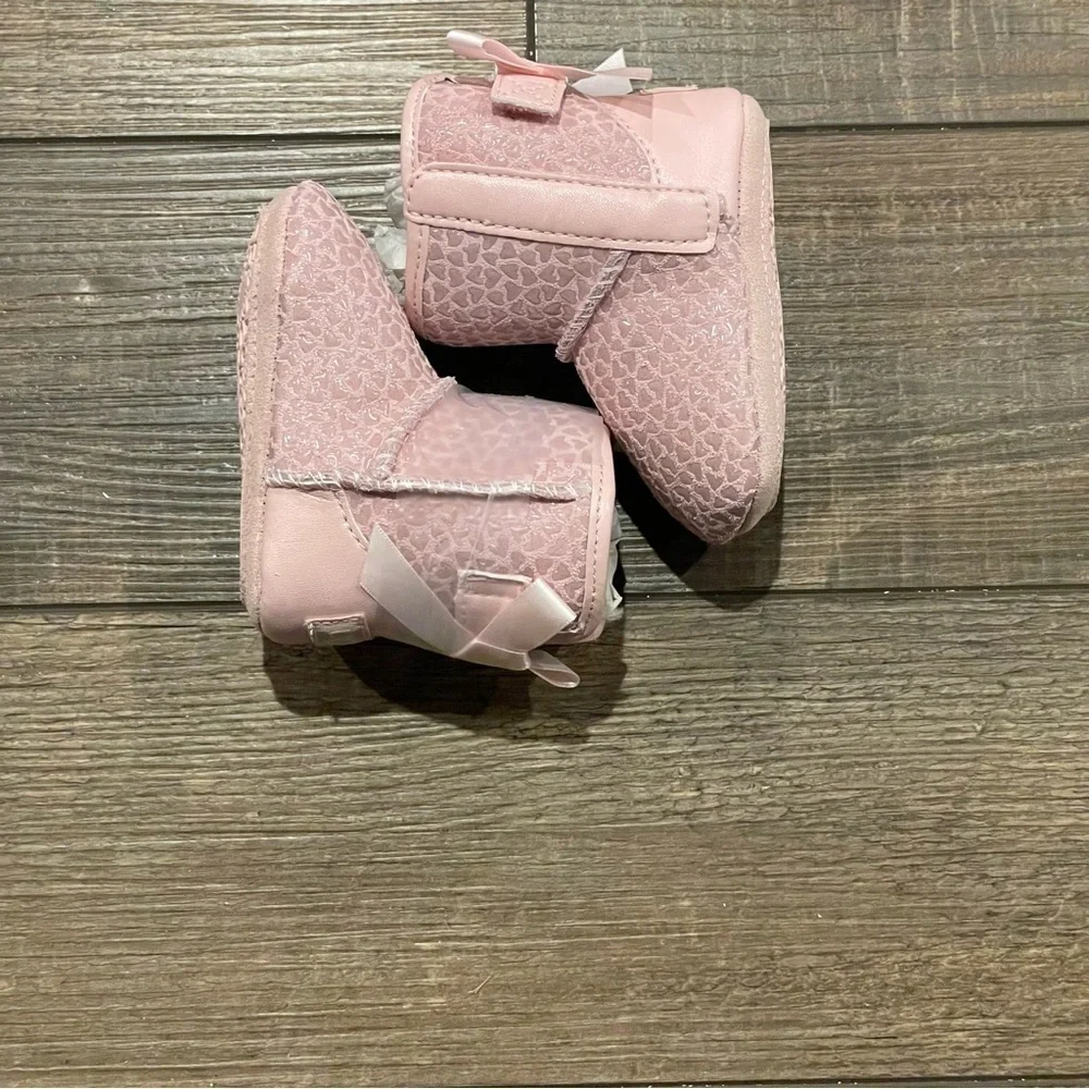 UGG new jesse